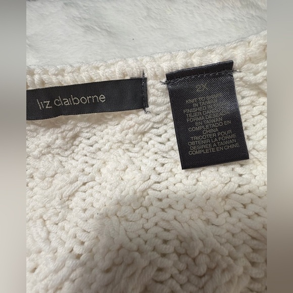 Liz Claiborne Women’s 2X Cable Knit Sweater Cream Ivory V-Neck Cozy Classic - Picture 2 of 8